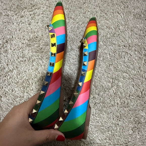 Valentino Women's rainbow Flats - Picture 5 of 9